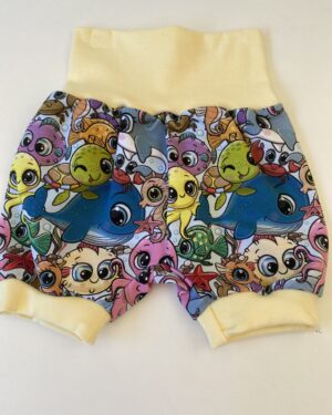 Baby-Shorts mit buntem Meeresmotiv – Größe 68/74