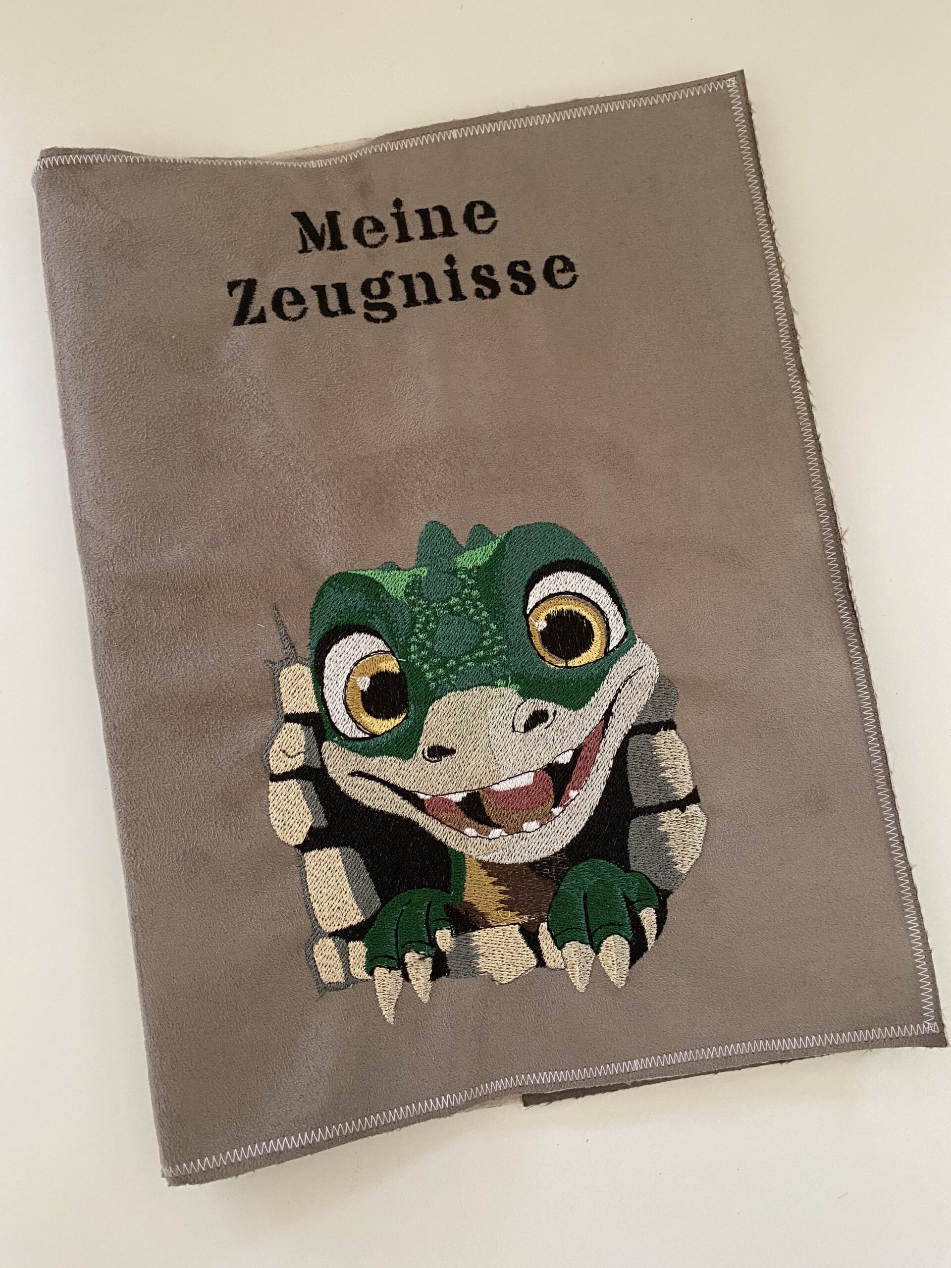 Zeugnismappe "Dino-Motiv"